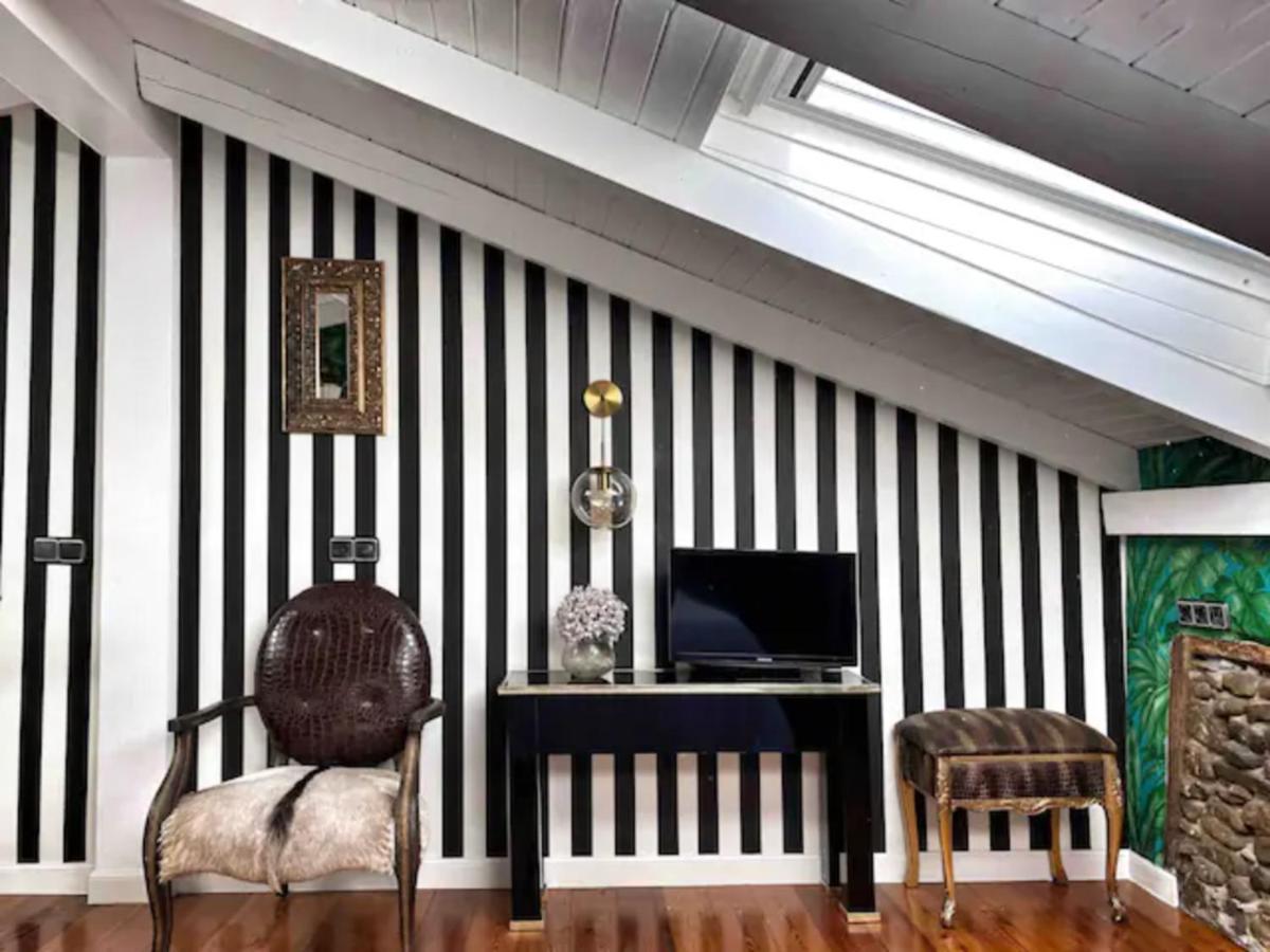 Moderno Duplex Para 3 En Centro De Bermeo Con Wifi Eksteriør billede