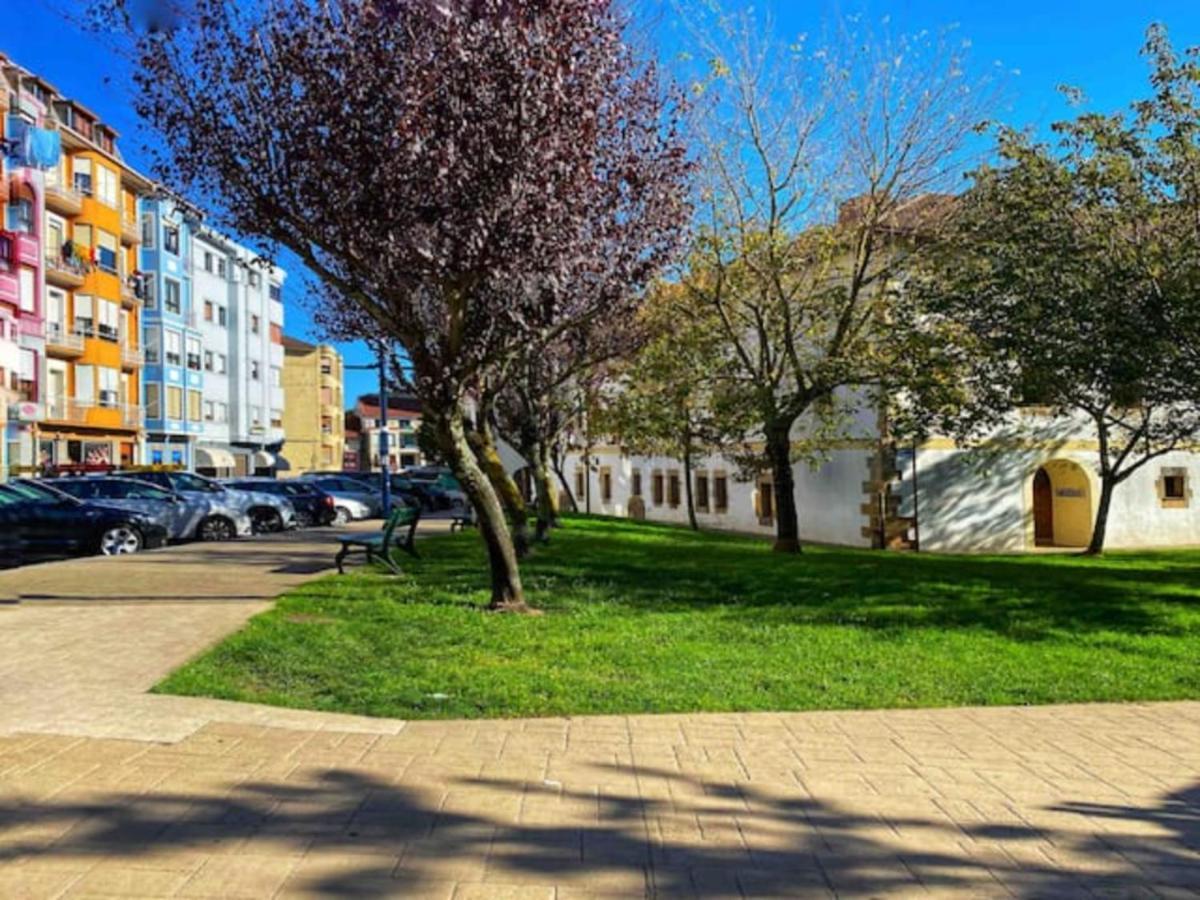 Moderno Duplex Para 3 En Centro De Bermeo Con Wifi Eksteriør billede